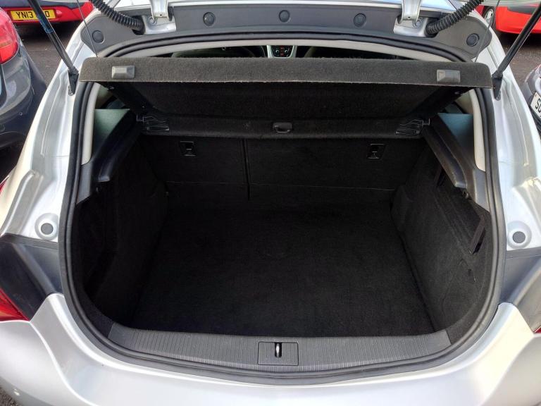 2012 Vauxhall Astra 1.6 16v SRi Euro 5 5dr HATCHBACK Petrol Manual