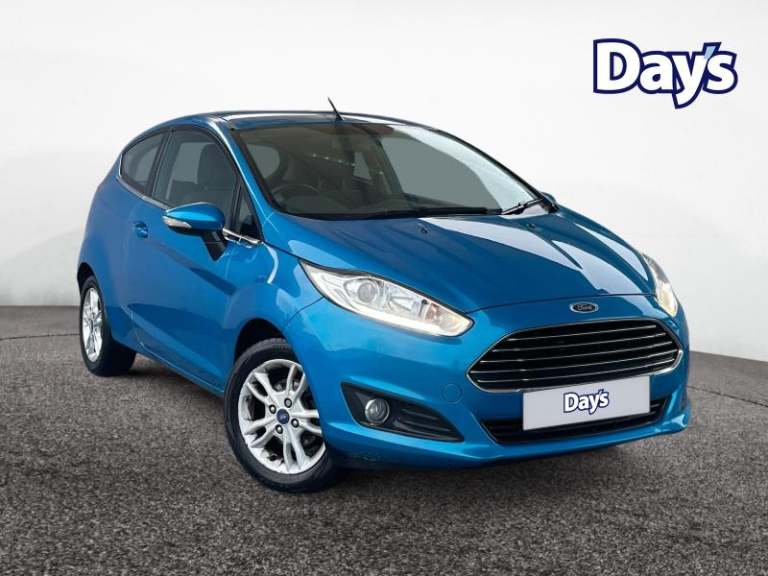 image for 2016 Ford Fiesta 1.25 Zetec Hatchback 3dr Petrol Manual Euro 6 (82 ps) Manual Hatchback Petrol Ma...