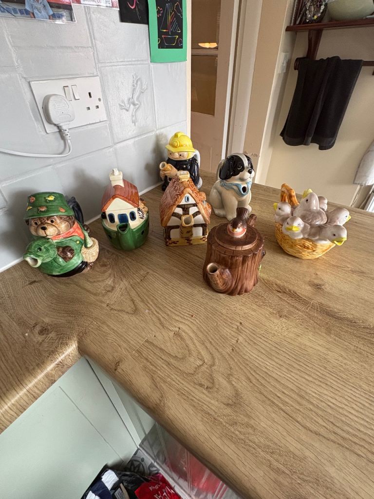 Bob Hersey Teapots