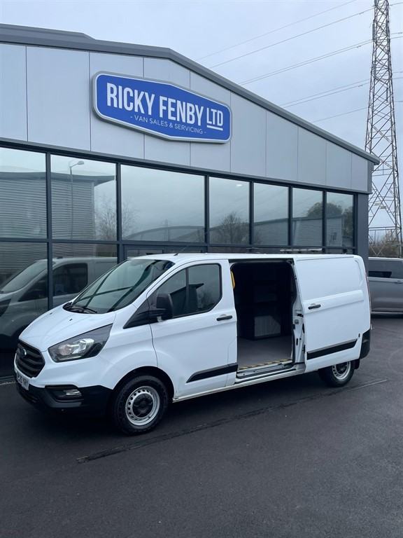 2020 Ford Transit Custom 2.0 300 EcoBlue Leader L2 H1 Euro 6 (s/s) 5dr Panel Van Diesel Manual