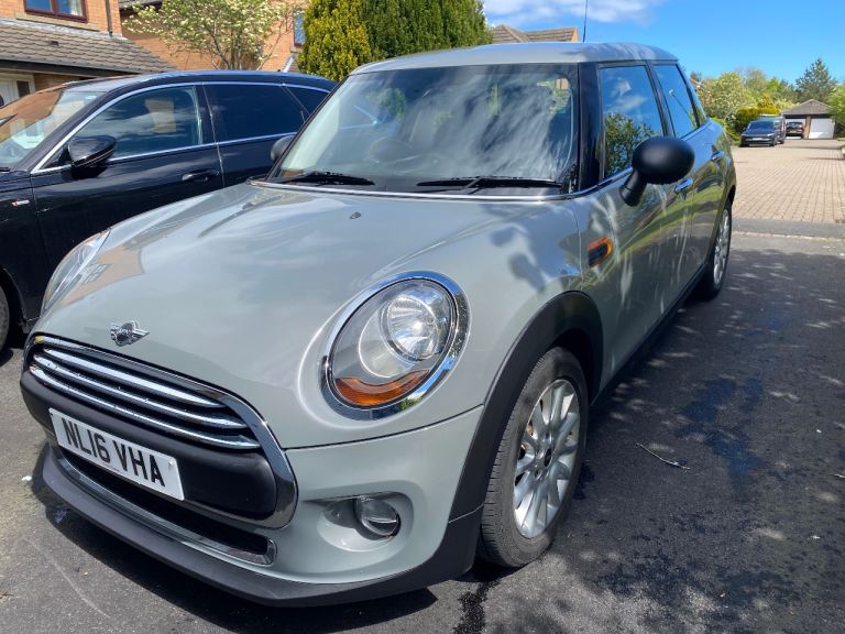 Mini, 5 Door Hatchback, 2016, Manual, 1198 (cc)