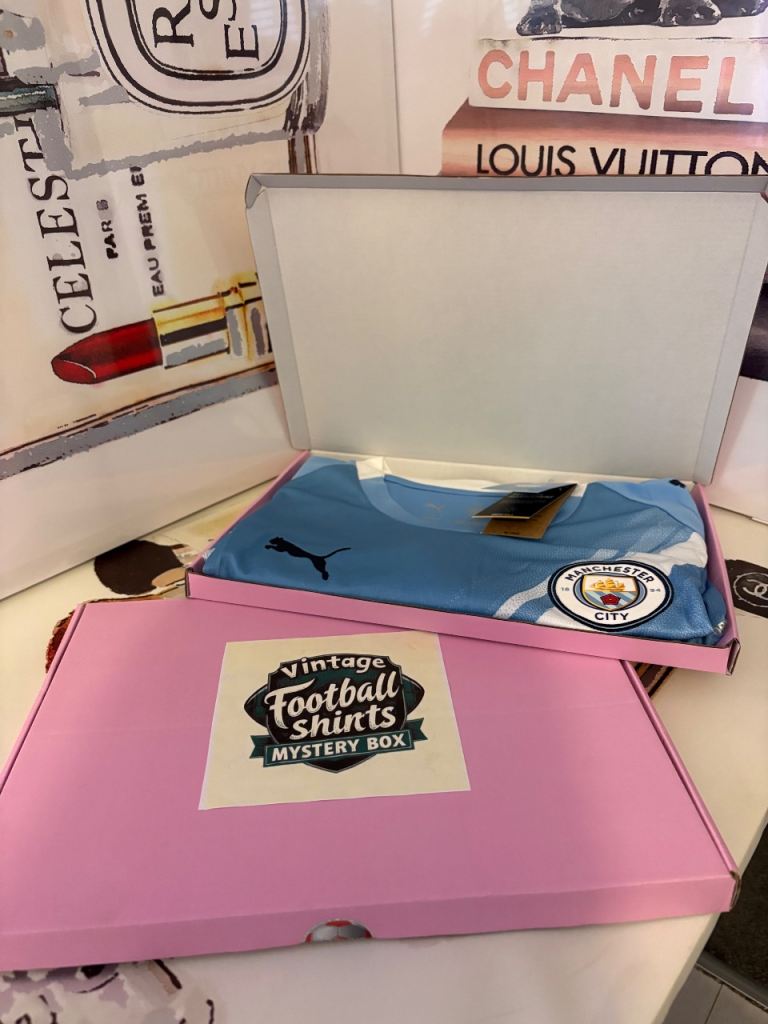 Vintage football shirts mystery box 