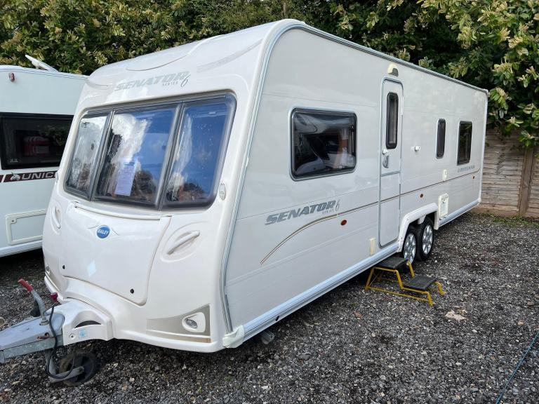 Bailey SENATOR LOUISIANA - 2009 - 4 BERTH - REAR FIXED DOUBLE BED