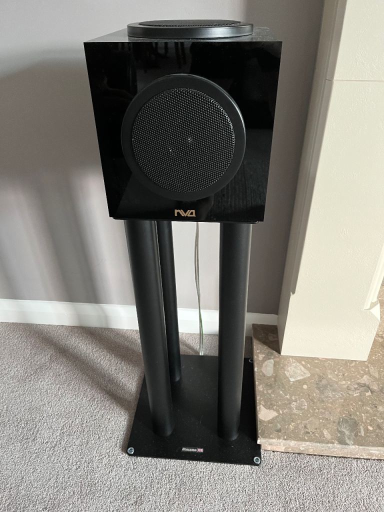 NVA Cube 3 omnidirectional Speakers (pair)
