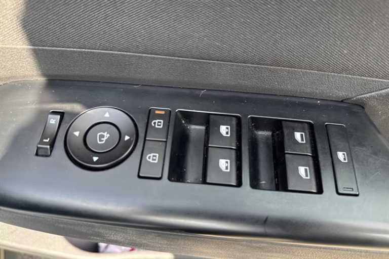 2024 Hyundai KONA 65.4kWh N Line SUV 5dr Electric Auto (218 ps) SUV Electric Automatic