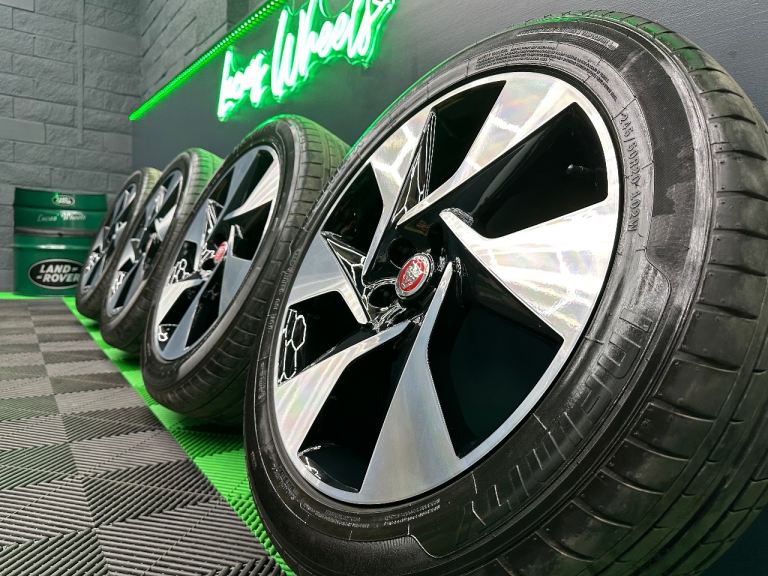 Jaguar I Pace / Evoque / Freelander 2 20 inch Diamond cut alloy wheels style 6007 & 6mm+ tyres!