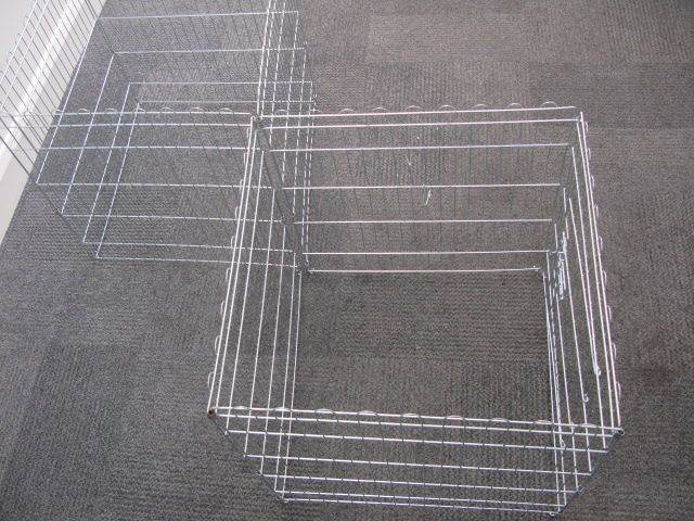 Playpen for pets . 8 sections each 60cm*60cm . Folding