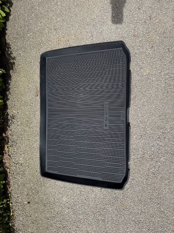 Ford Puma rubber boot liner