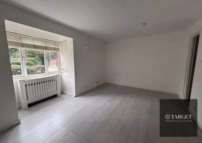 Nice one bedroom flat in Enfield