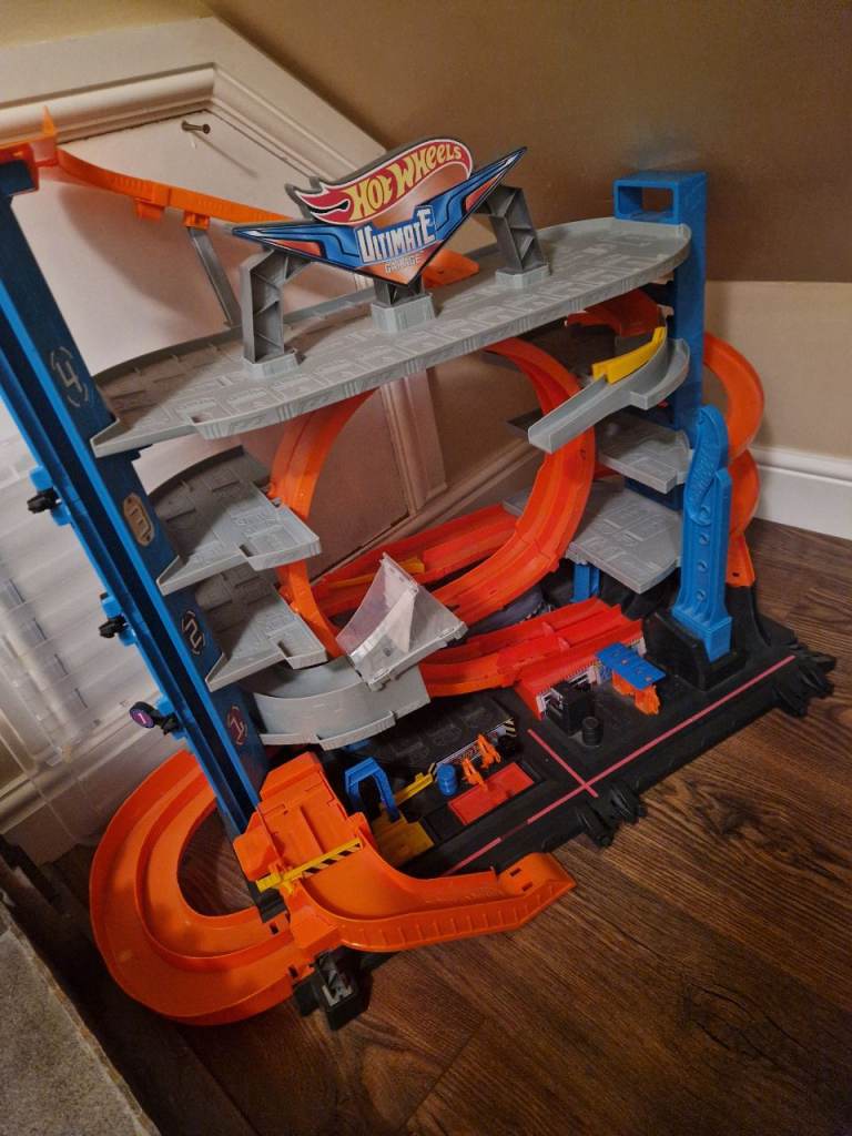 Hot Wheels Ultimate Garage