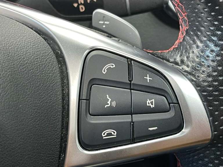 2017 Mercedes-Benz GLA 2.0 GLA250 AMG Line (Premium Plus) SUV 5dr Petrol 7G-DCT 4MATIC Euro 6 (s/...