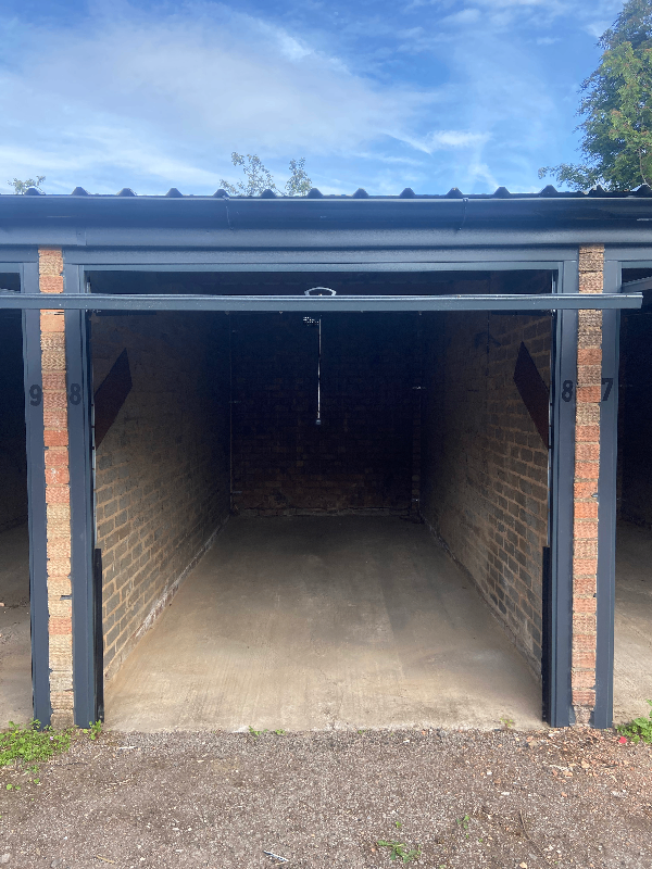 Garage to rent in Coventry (CV5) - Mount Nod