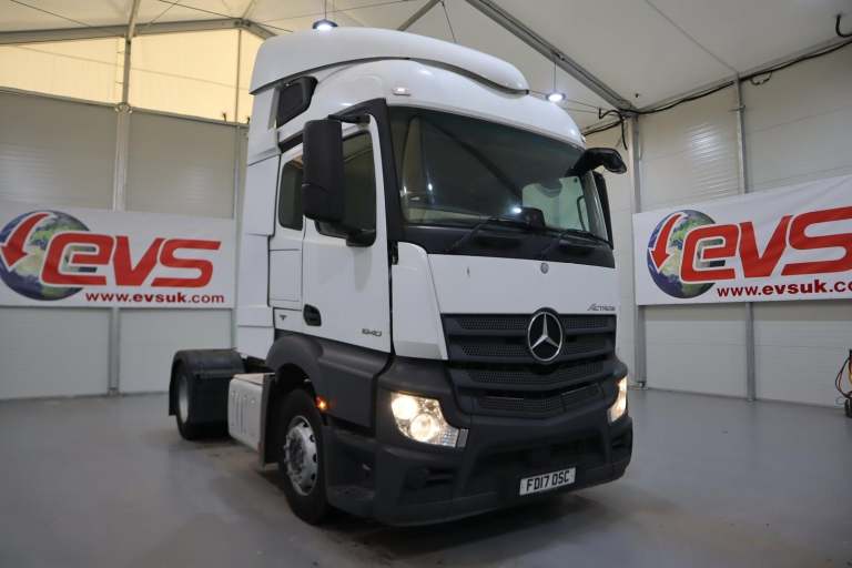 2017 (17 PLATE) Mercedes Benz ACTROS 1840 4x2 Euro 6 Tractor Units