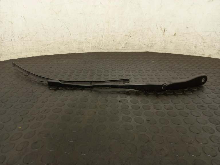 Mini Countryman Wiper Arm 2017-2024 5 Door Hatchback 61617380752