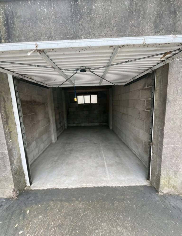 Garage To Rent - Stoke Bishop - £150pcm