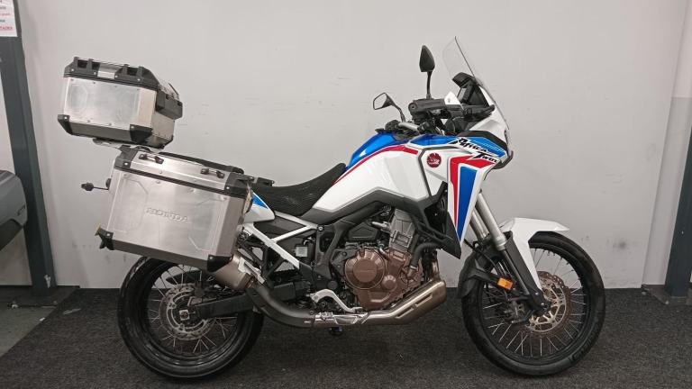 HONDA CRF1100L AFRICA TWIN ** READY TO GO - FULL LUGGAGE - SC PROJECT EXHAUST  *