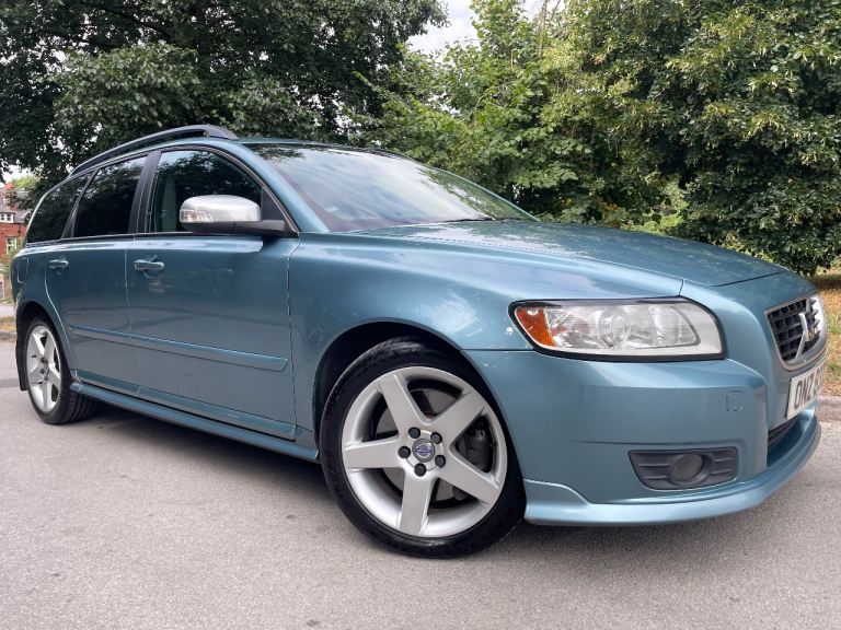 VOLVO V50 2.4 D5 R DESIGN MANUAL-RARE**ESTATE**LEATHERS**BODYKIT**TOWBAR  c30 S40