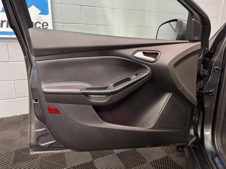 FORD FOCUS 2.3 T EcoBoost RS Grey Manual Petrol 2016