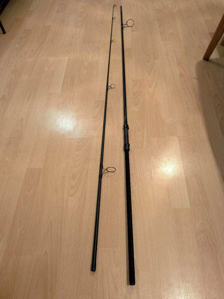 Brand new Sonik Vader X rs 12ft fishing rod 3.25lb test curve carp and pike