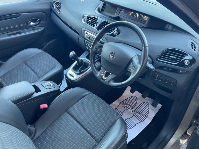 2015 Renault Scenic 1.5 dCi Dynamique TomTom Energy 5dr [Start Stop] MPV Diesel Manual