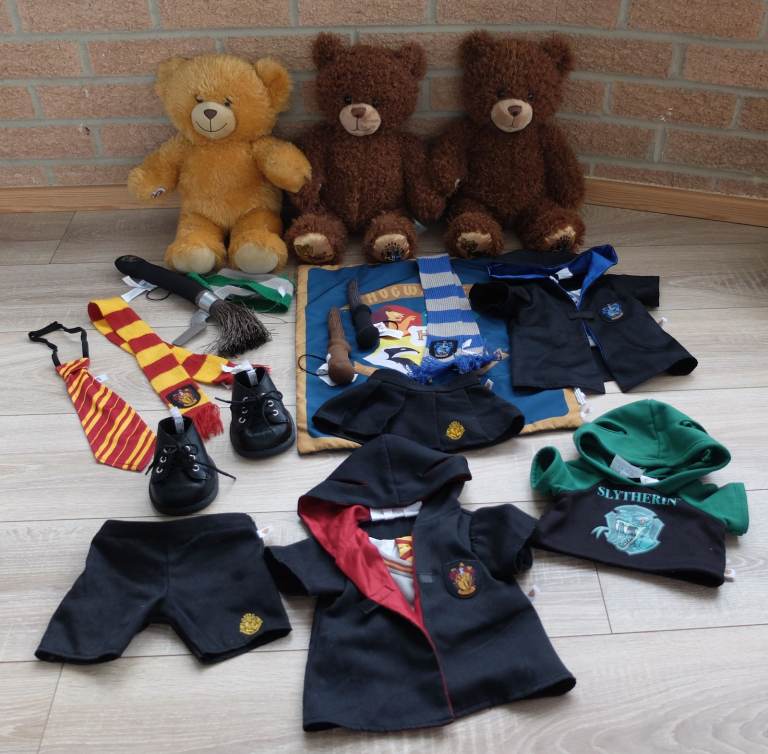 Build A Bear Harry Potter Bundle Ravenclaw, Slytherin and Gryffindor