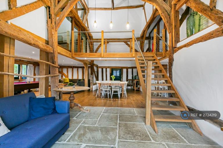 4 bedroom house in Grudds Farmhouse, Much Hadham, SG10 (4 bed) (#2734219)