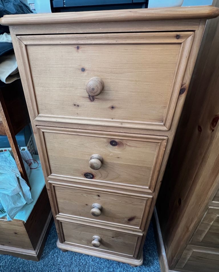 Slim 4 drawer chest of drawers