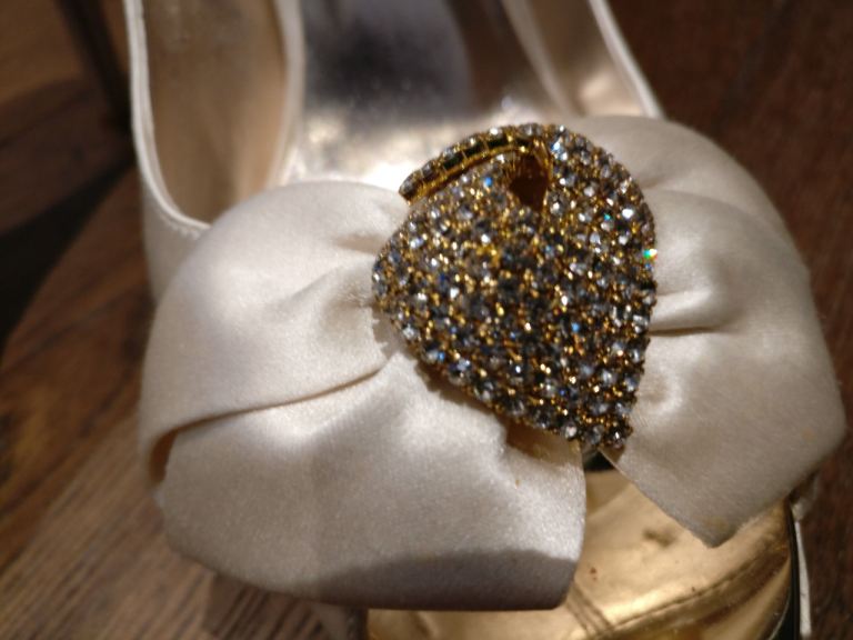 Vintage Beautiful Bridal Ivory Satin Diamanté Peep-toe Stilettos in Size 7 - SALE!