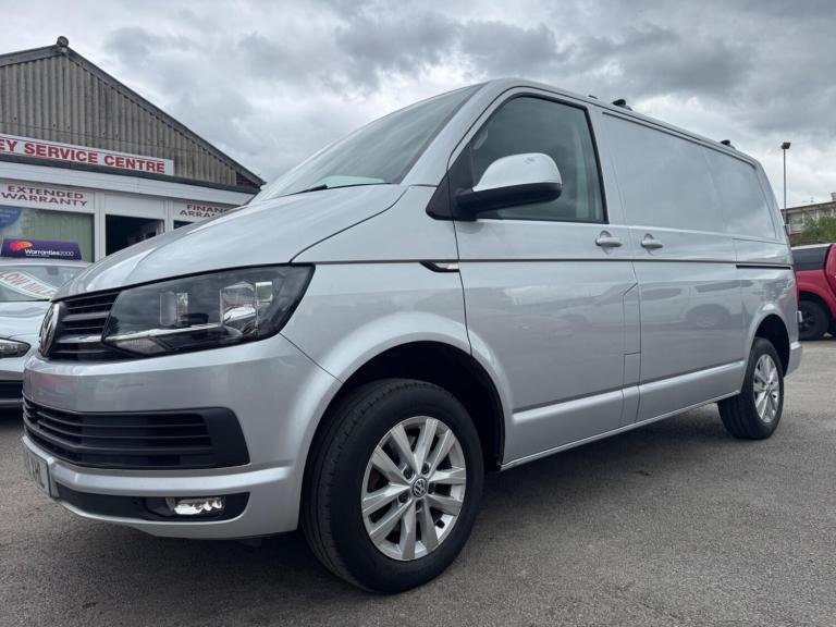 2018 Volkswagen Transporter 2.0 TDI T28 BlueMotion Tech Highline FWD SWB Euro 6 (s/s) 5dr PANEL V...