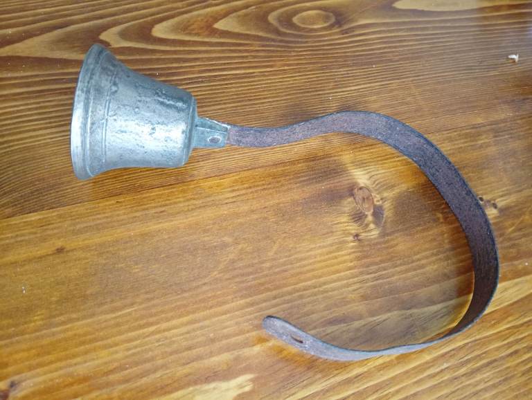 Early 20th century shop bell (, pending pickup) !!