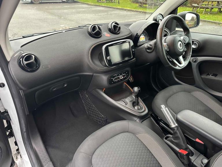 2021 smart fortwo 60kW EQ BRABUS Line 17kWh 2dr Auto [22kWCh] Hatchback Electric Automatic