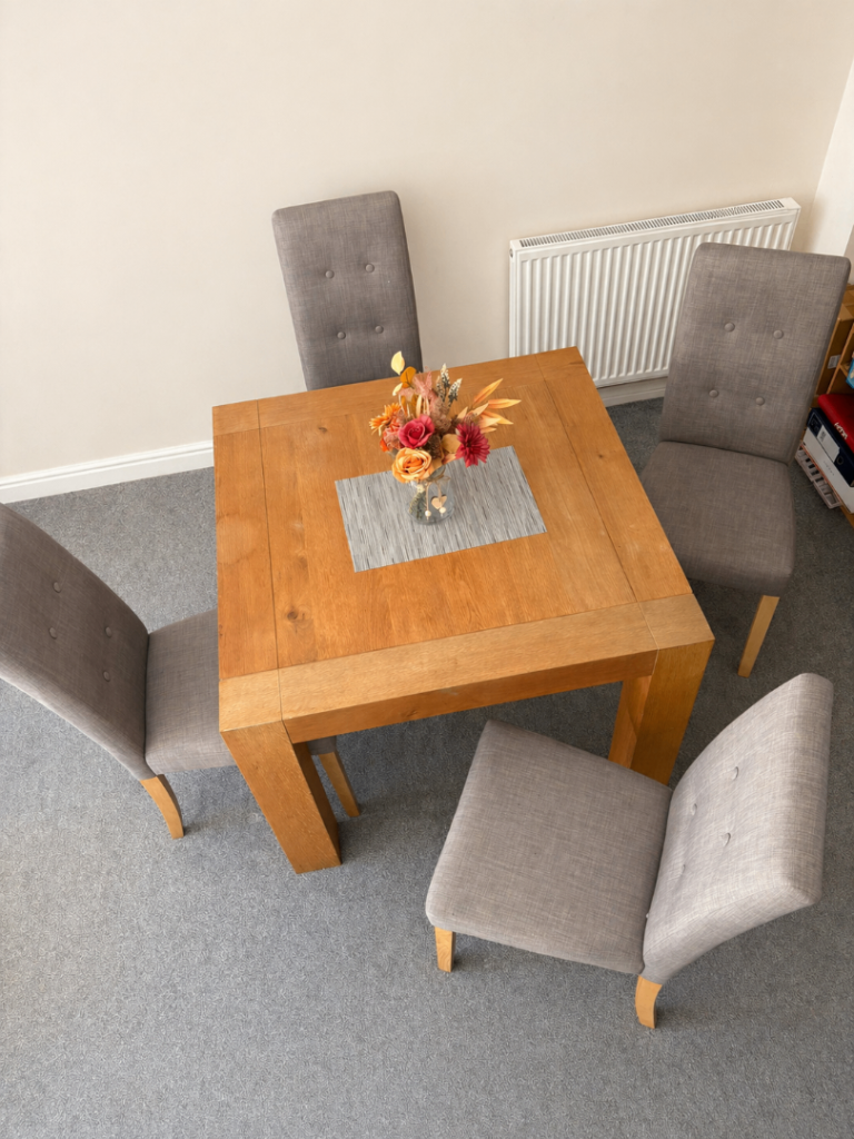 Solid Wooden Dining Table 100x100 Oak Style Heavy Duty & 4 Chairs Set