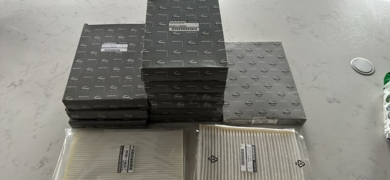 Nissan & Renault Air and carbon filter kit Genuine