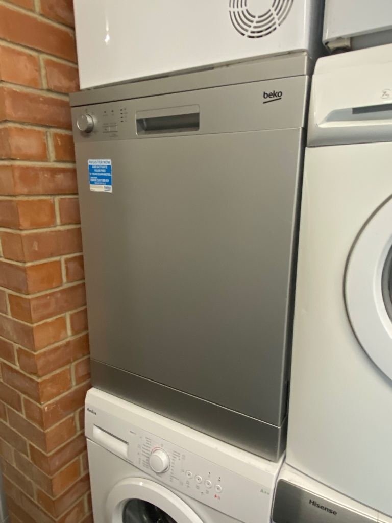 🚚✅GREY BEKO FULLY CLEANED FULL SIZE DISHWASHER £140 WE CAN DELIVER 