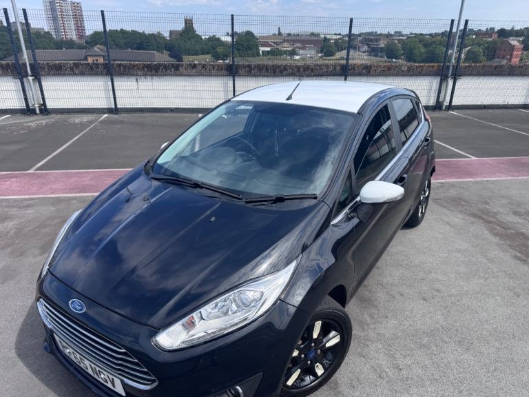 Ford fiesta black edition