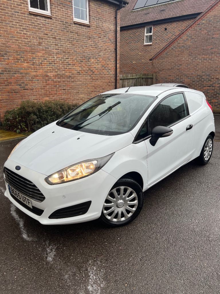 Ford, FIESTA, Car Derived Van, 2015, Manual, 1496 (cc)