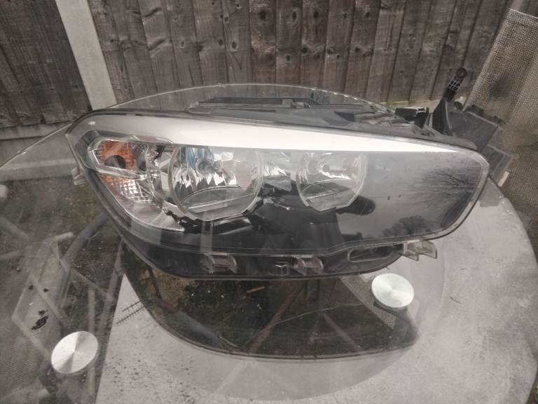 BMW 1 series's o/s led headlight