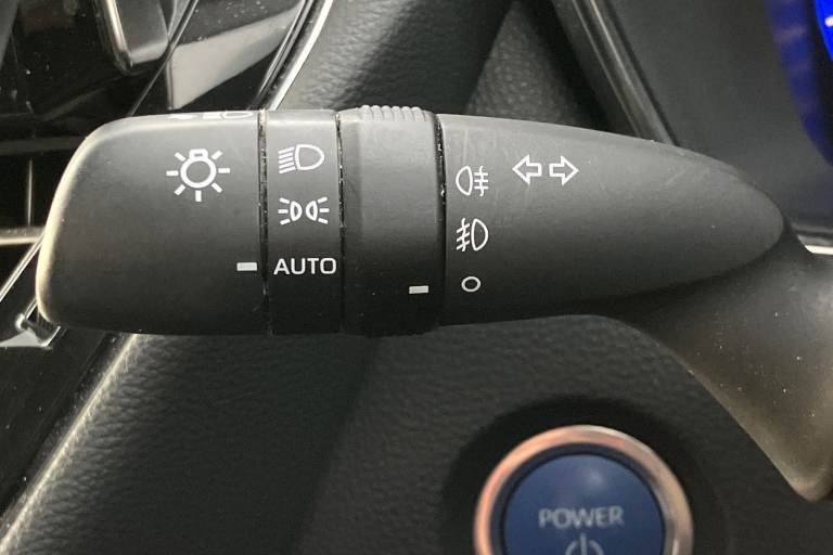 2022 Toyota Corolla 2.0 VVT-i Hybrid Trek 5dr CVT Estate Automatic