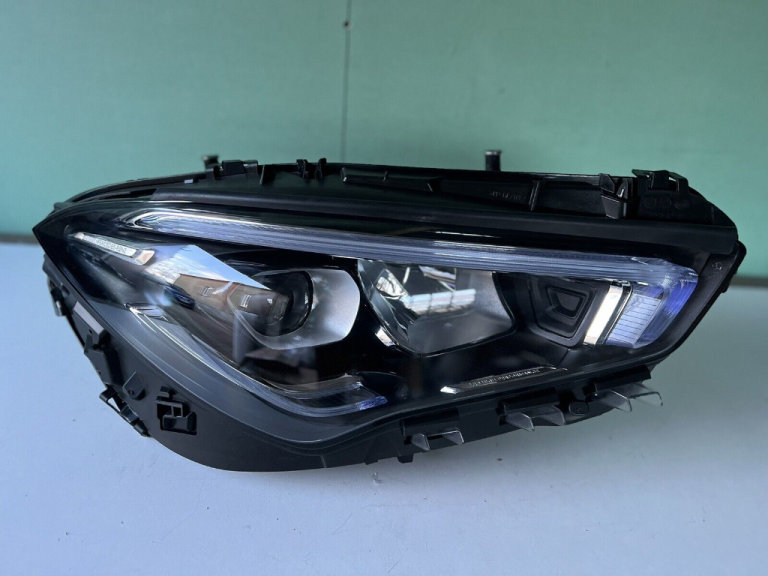 MERCEDES CLA - W118/ C118 - LED HEADLIGHT - DRIVERSIDE - COMPLETE