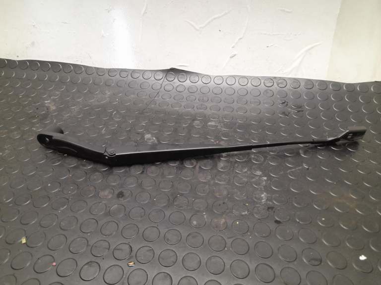 Nissan Juke Wiper Arm 2019-2026 5 Door Hatchback