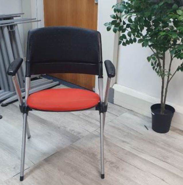Used Senator Pyramid Multi Purpose Stackable Foldable Office Meeting Training Chair £69 each 9x