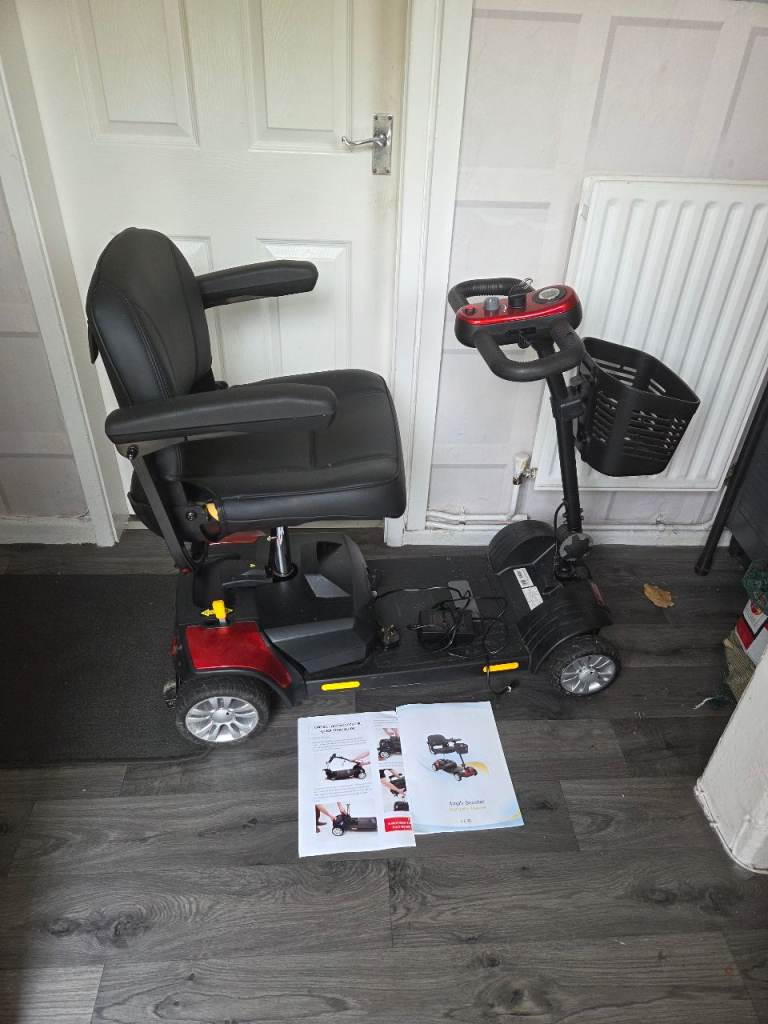 CMS001 MOBILITY SCOOTER