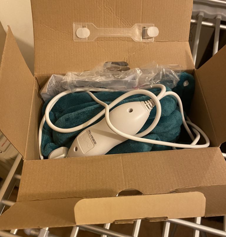 MaxKare Electric Heating Pad Neck Shoulder and Back Heating Wrap Back