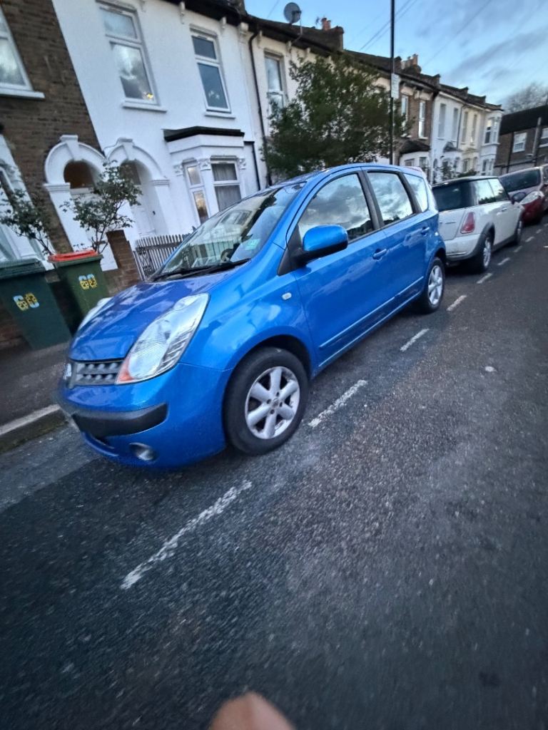 Nissan notte automatic 