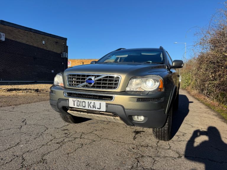 image for Volvo, XC90, Estate, 2010, Manual, 2400 (cc), 5 doors