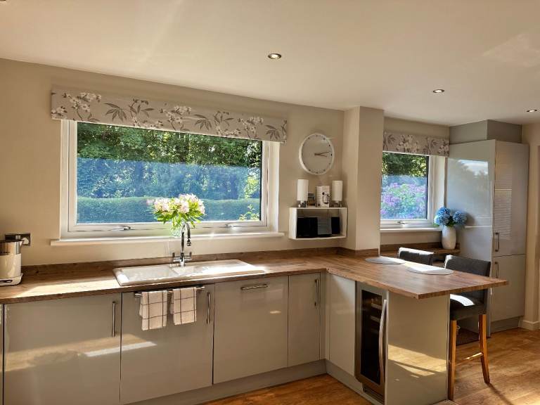Magnet kitchen units, work surfaces plus appliances - Good Condition