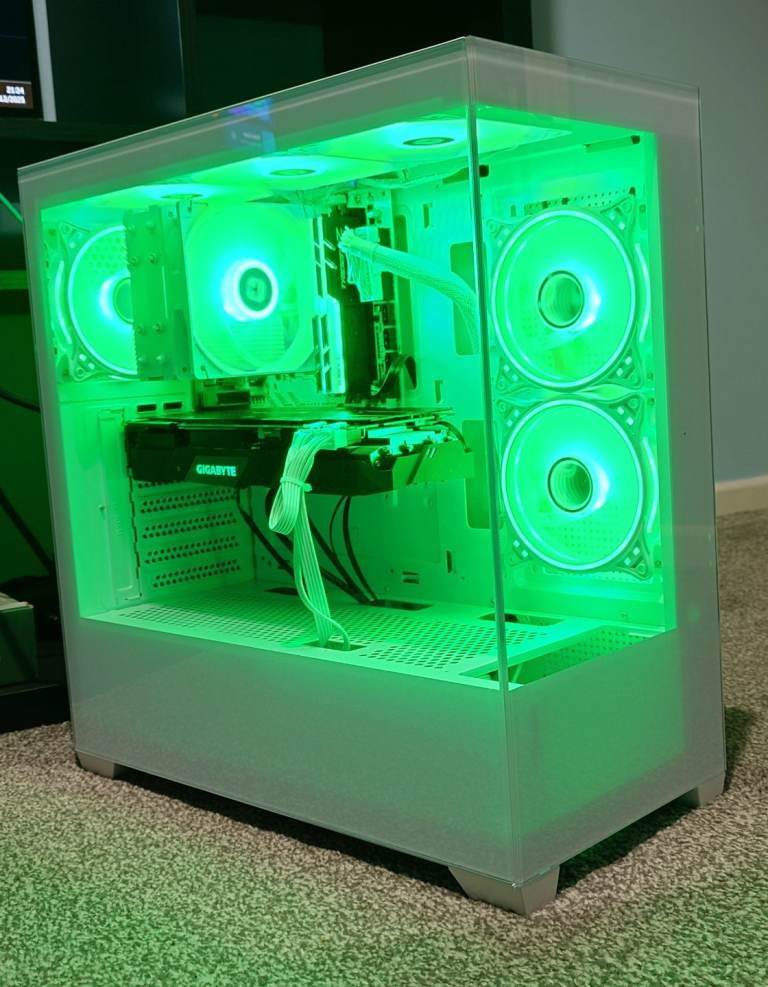 image for White Custom Gaming PC | RTX 2070 S 8GB | Ryzen 7 2700x | 16GB RAM | 512GB NVME SSD | Win 11 Pro