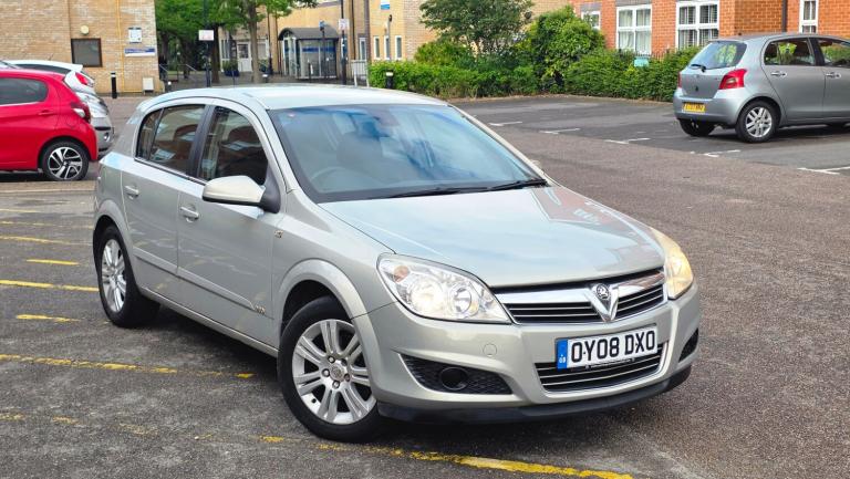 2008 Vauxhall Astra 1.8i VVT Design 5dr Auto HATCHBACK Petrol Automatic