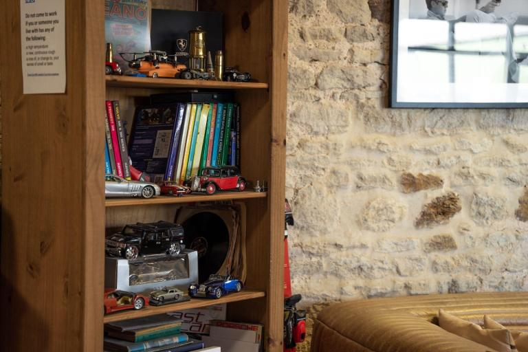  Land Rover Defender 110 3.0 D300 MHEV X-Dynamic HSE Auto 4WD Euro 6 (s/s) 5dr Diesel Automatic