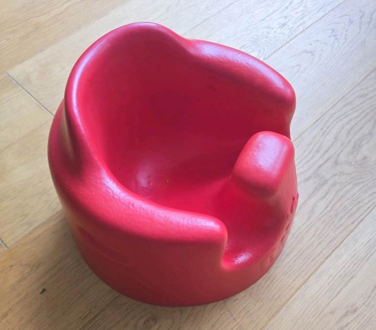 Bumbo baby seat for learning to sit up Red ♥️👍 